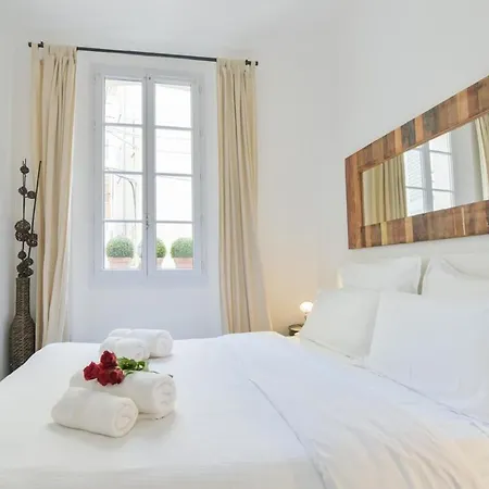 Vieux Murs - Brand New Flat For 4, Ac, Wifi Center Old