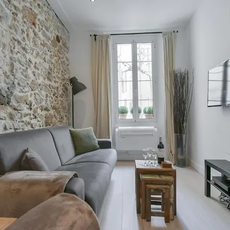 Vieux Murs - Brand New Flat For 4, Ac, Wifi Center Old Appartement *