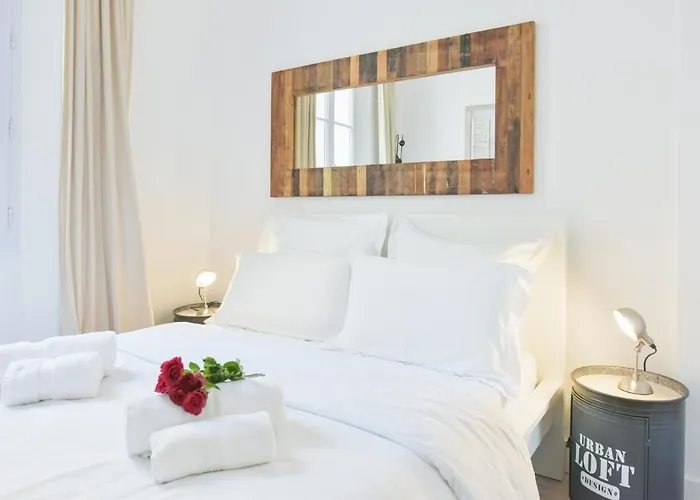 Vieux Murs - Brand New Flat For 4, Ac, Wifi Center Old * Antibes