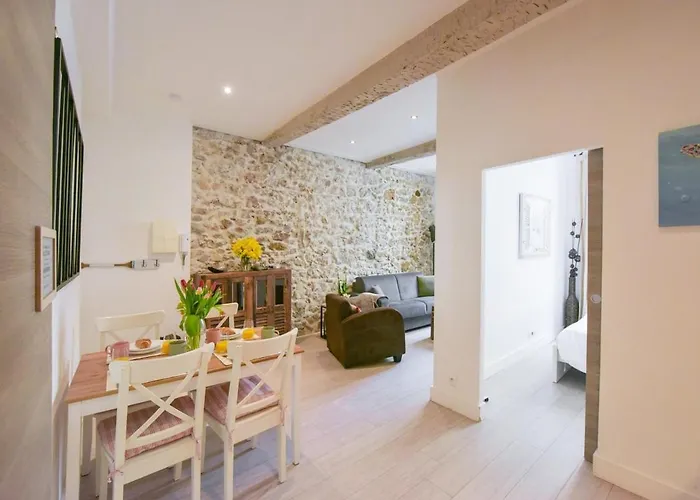 Appartamento Vieux Murs - Brand New Flat For 4, Ac, Wifi Center Old *