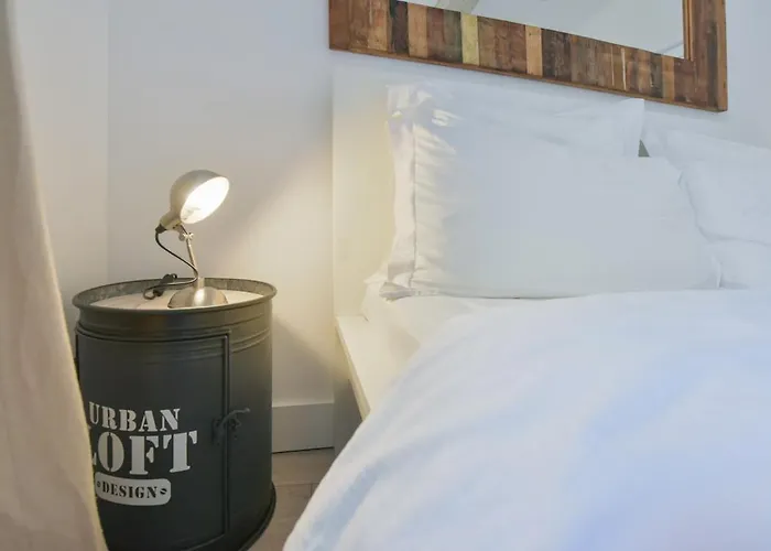 Appartamento Vieux Murs - Brand New Flat For 4, Ac, Wifi Center Old Antibes