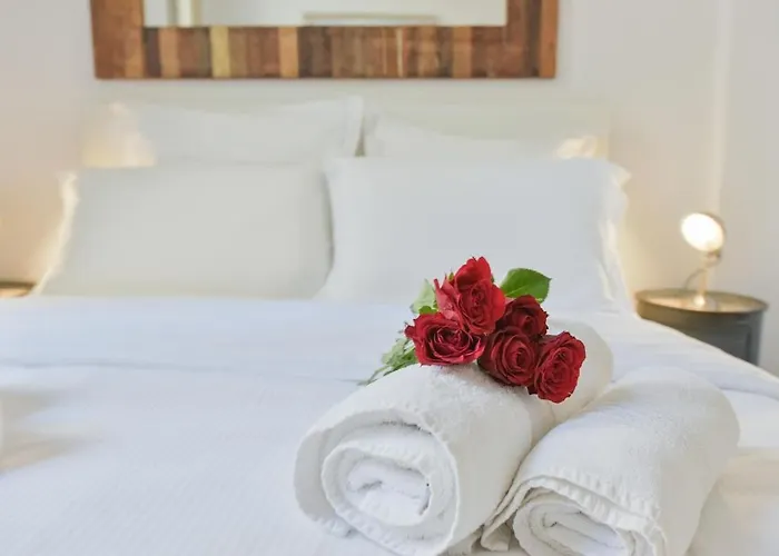 Vieux Murs - Brand New Flat For 4, Ac, Wifi Center Old