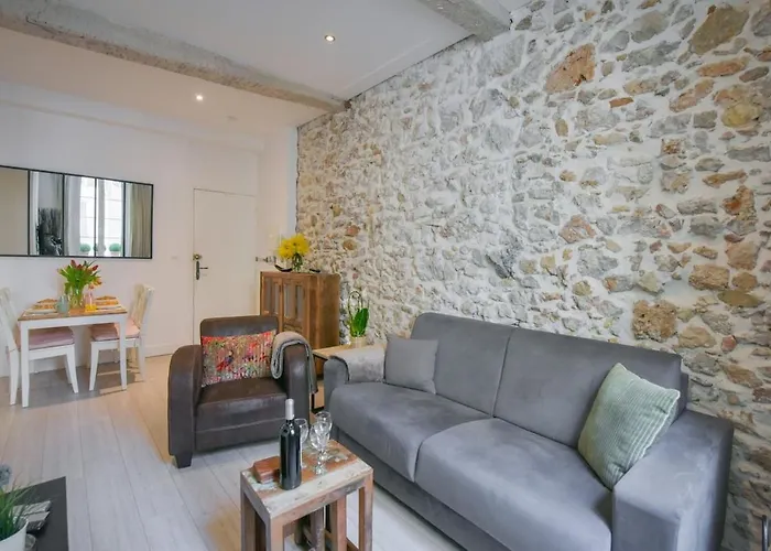 Vieux Murs - Brand New Flat For 4, Ac, Wifi Center Old *