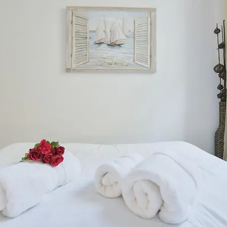 Διαμέρισμα Vieux Murs - Brand New Flat For 4, Ac, Wifi Center Old *