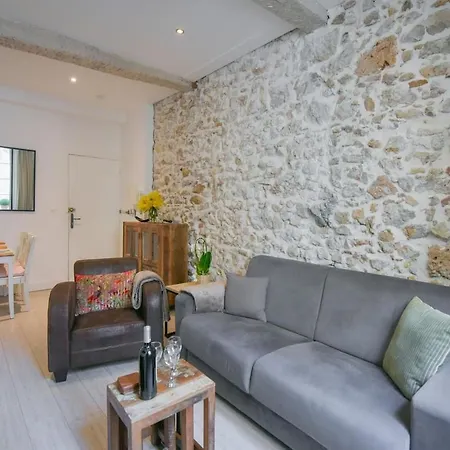 Vieux Murs - Brand New Flat For 4, Ac, Wifi Center Old *