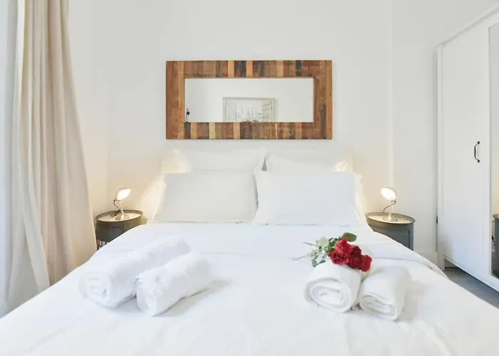 Vieux Murs - Brand New Flat For 4, Ac, Wifi Center Old