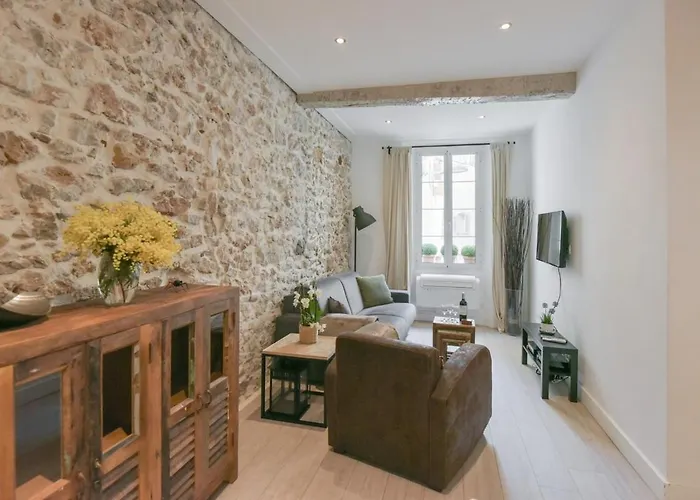 Daire Vieux Murs - Brand New Flat For 4, Ac, Wifi Center Old *